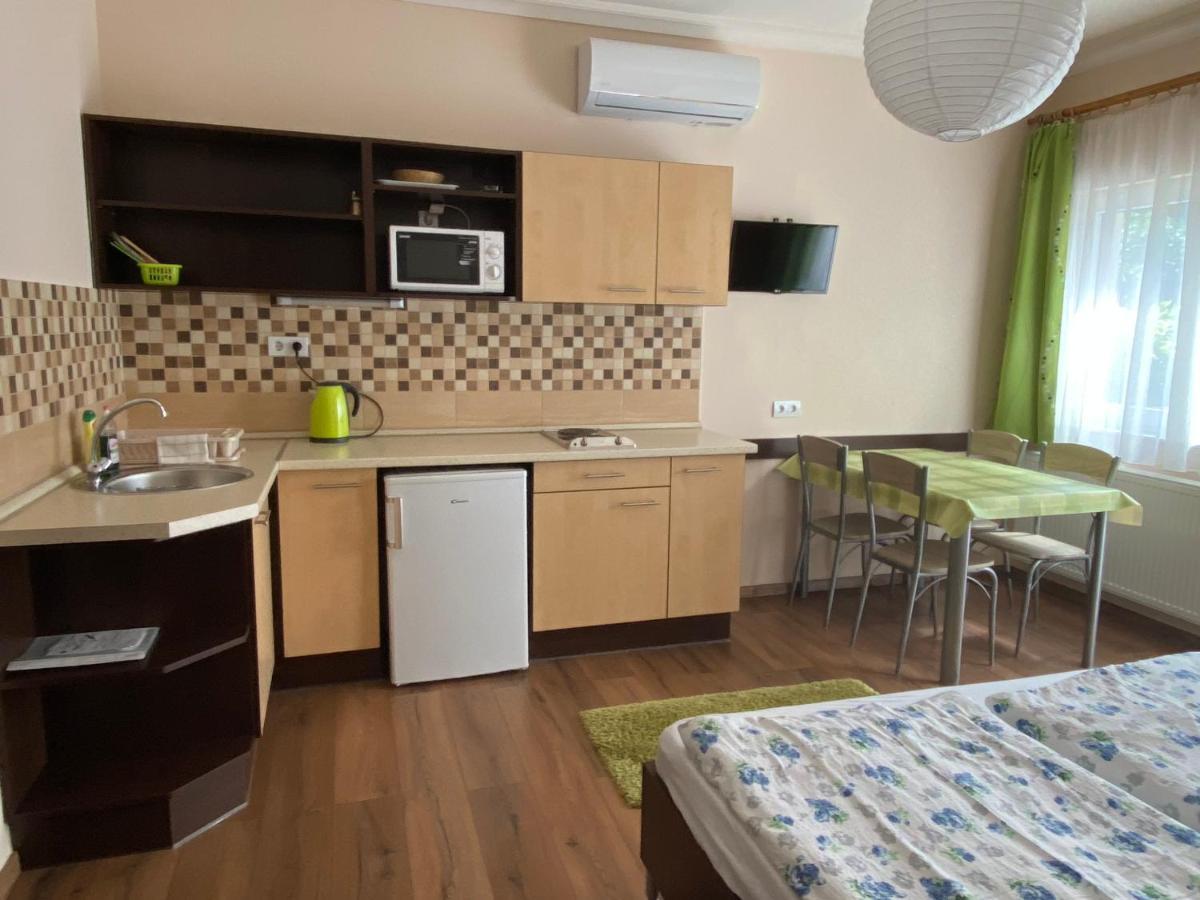 Magyar Apartman Iii. Apartment Hajduszoboszlo Exterior photo