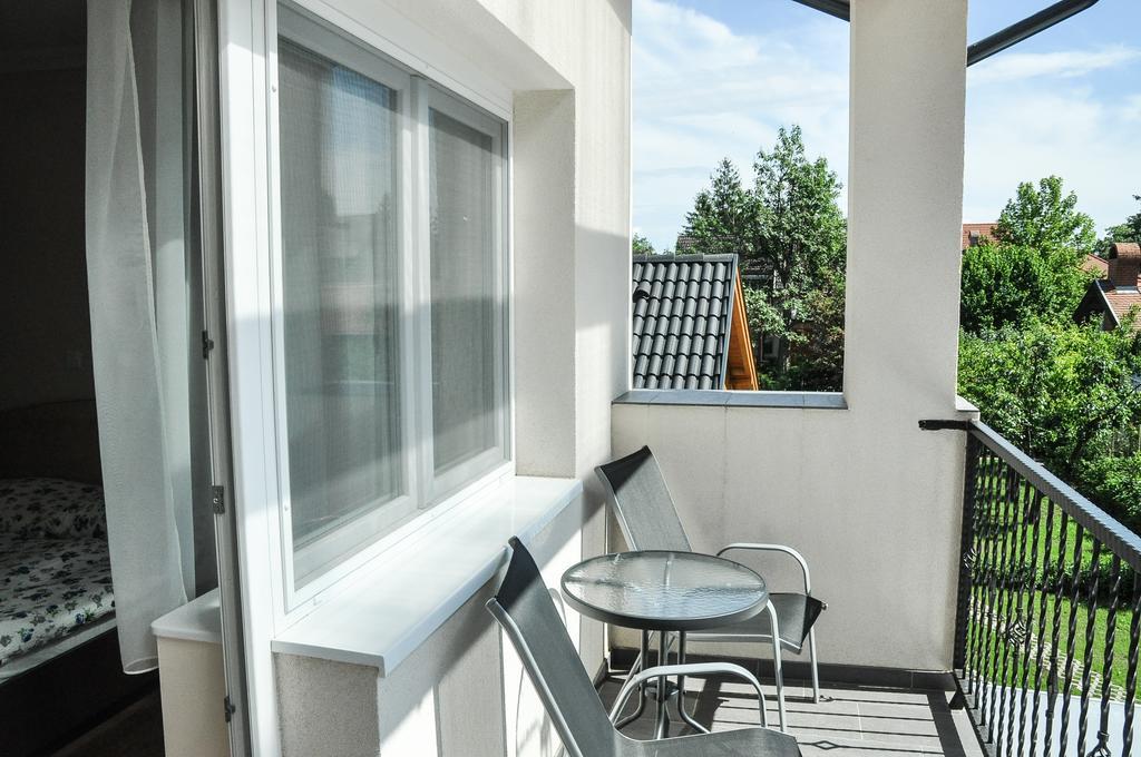 Magyar Apartman Iii. Apartment Hajduszoboszlo Exterior photo